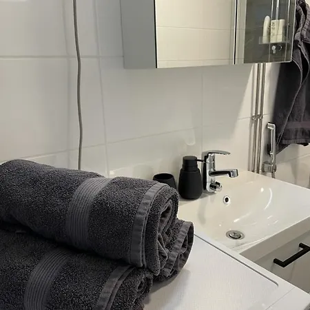 Cosy Loft With Glazed Balcony *